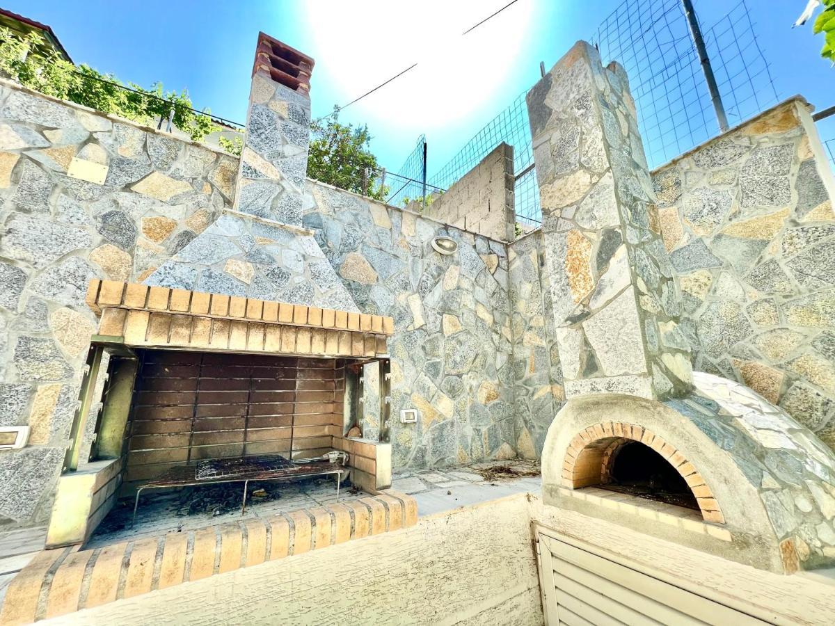 Propery Under Renovation Διαμέρισμα Σαράντα Εξωτερικό φωτογραφία