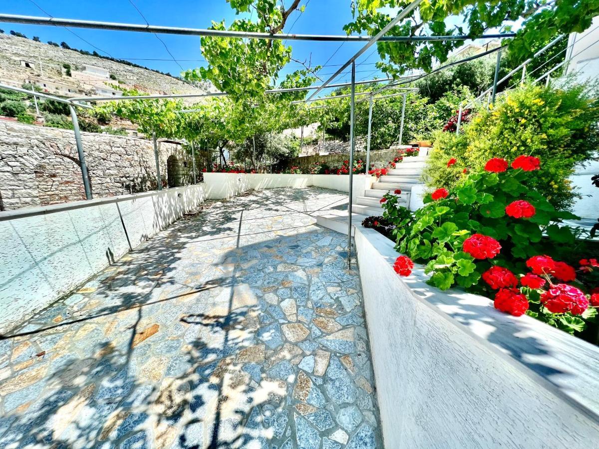 Propery Under Renovation Διαμέρισμα Σαράντα Εξωτερικό φωτογραφία